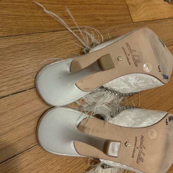 Nicola Bathie x antonio Melanie feather heeled Mules size 6 NWOB - Picture 3 of 9